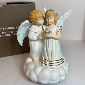 Angel Musical Figurine -First Kiss